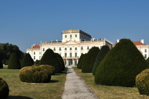 Esterházyho palác