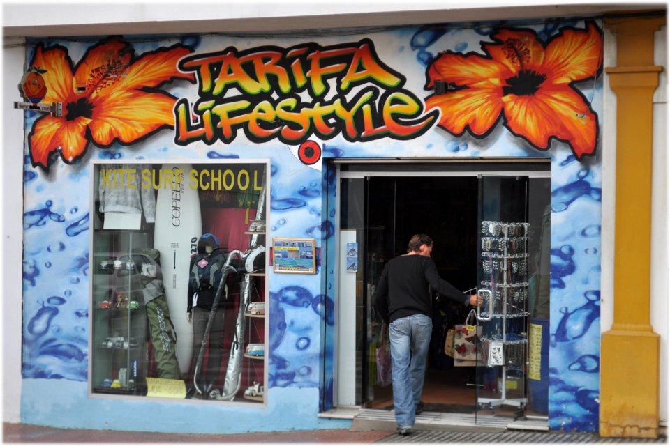 Tarifa - surferský obchod