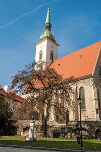 Najkrajšie kostoly v Bratislave - Dóm sv. Martina