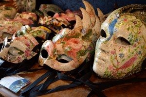 benátsky karneval a masky