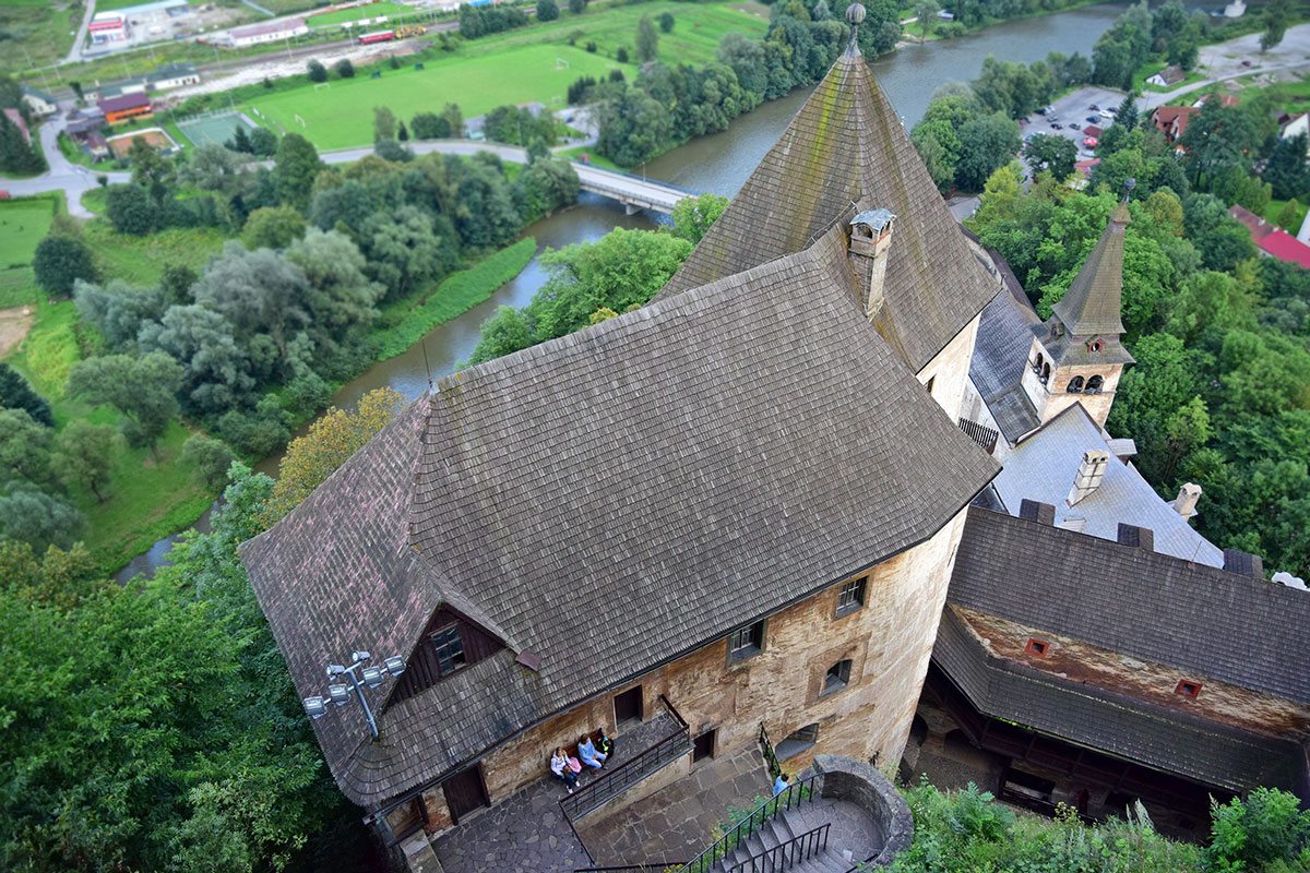 výhľad z veže Oravského hradu
