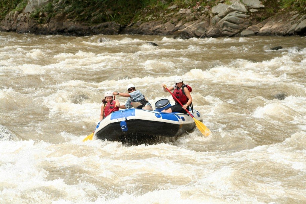 Kostarika a rafting