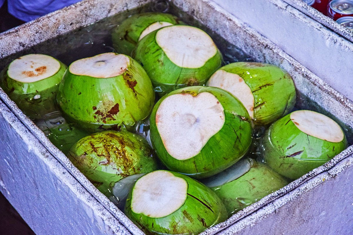 čerstvé kokosové orechy